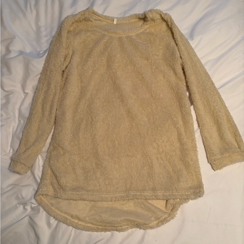 Sweaters for women, loose, fluffy, fuzzy, pullover, long sleeve crewneck